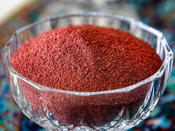 orient Poudre de sumac dans un bol